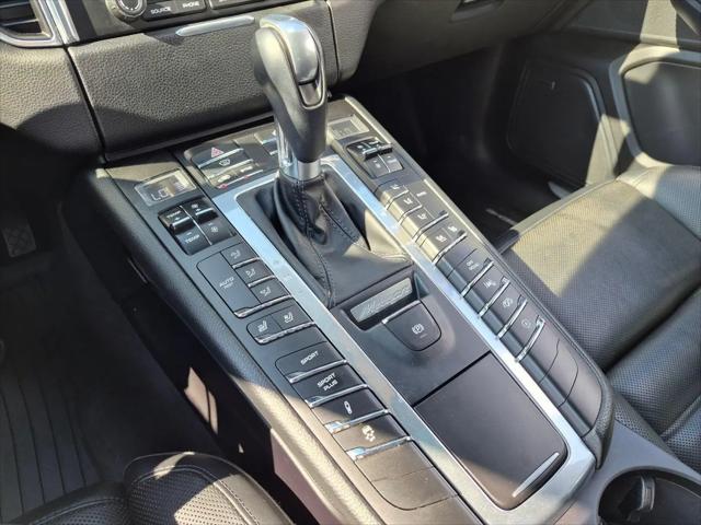 2017 Porsche Macan Turbo