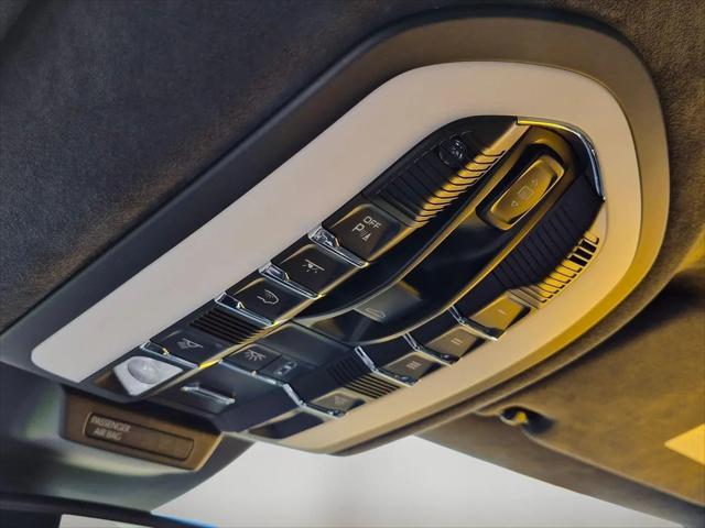 2017 Porsche Macan Turbo