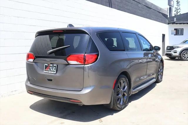 2018 Chrysler Pacifica Touring Plus