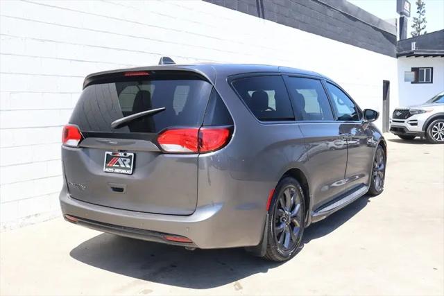2018 Chrysler Pacifica Touring Plus
