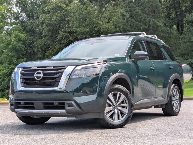 2025 Nissan Pathfinder SL 4WD