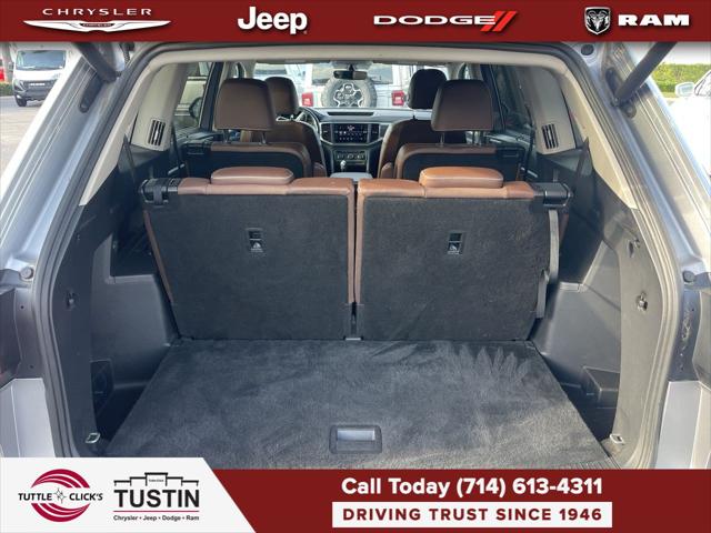 2021 Volkswagen Atlas 3.6L V6 SE w/Technology R-Line