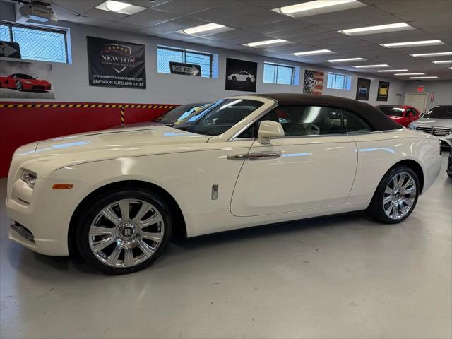 2017 Rolls-Royce Dawn Base