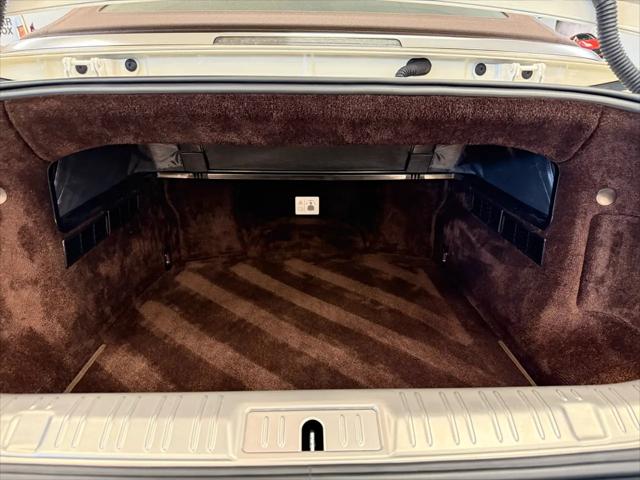 2017 Rolls-Royce Dawn Base