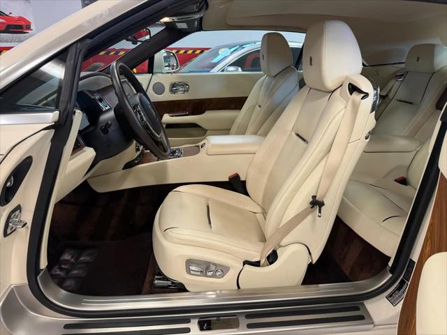 2017 Rolls-Royce Dawn Base