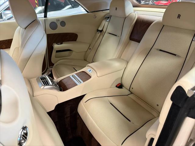 2017 Rolls-Royce Dawn Base