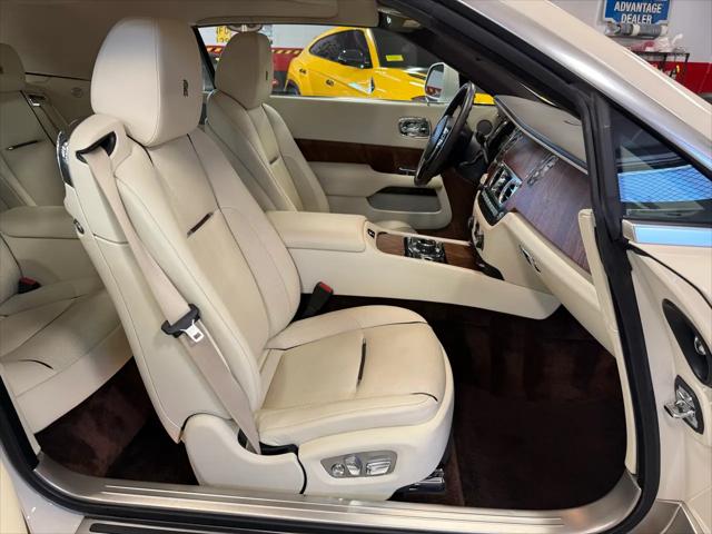 2017 Rolls-Royce Dawn Base