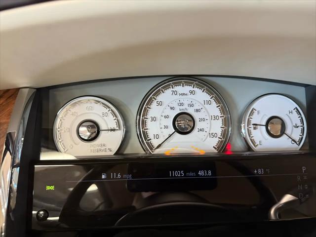 2017 Rolls-Royce Dawn Base