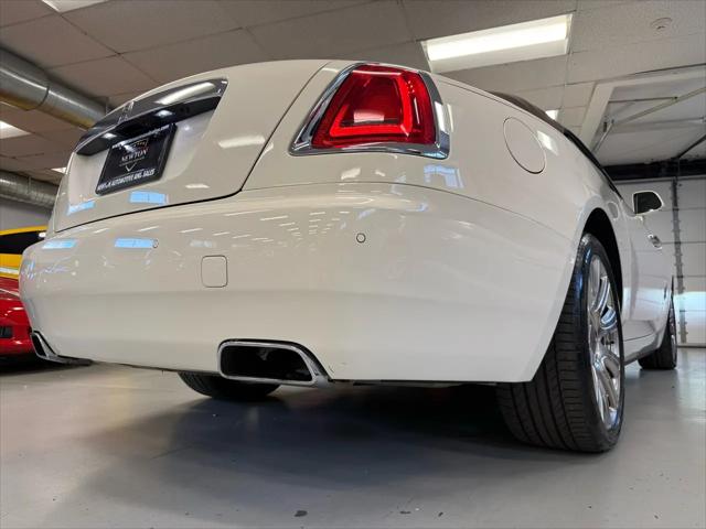 2017 Rolls-Royce Dawn Base
