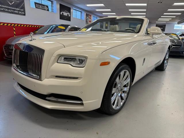 2017 Rolls-Royce Dawn Base