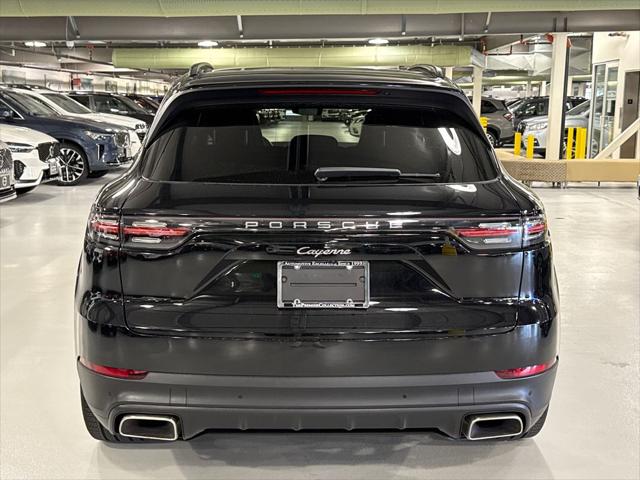 2021 Porsche Cayenne Base