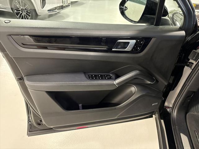 2021 Porsche Cayenne Base