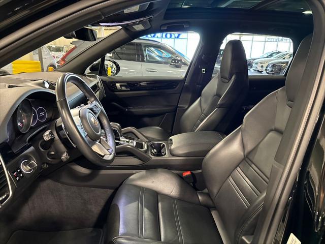 2021 Porsche Cayenne Base
