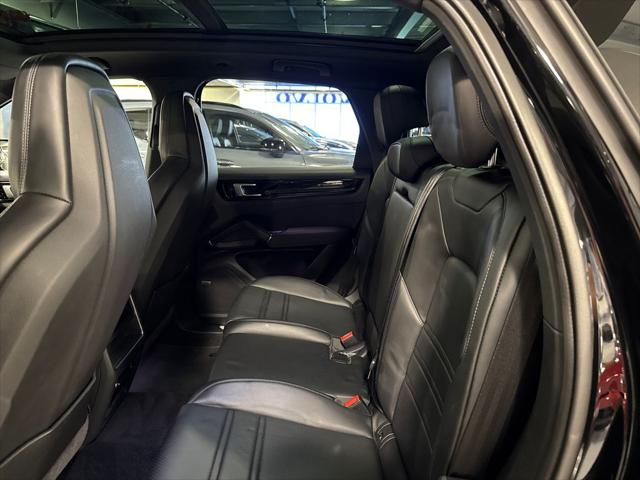 2021 Porsche Cayenne Base