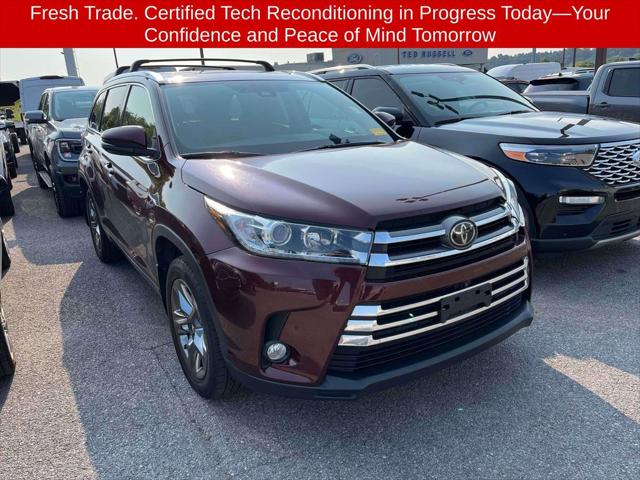 2018 Toyota Highlander Limited Platinum for sale in Knoxville, TN