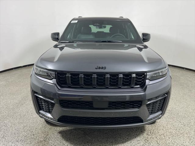 2026 Jeep Grand Cherokee GRAND CHEROKEE LAREDO ALTITUDE 4X2