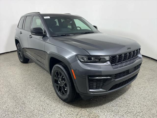 2026 Jeep Grand Cherokee GRAND CHEROKEE LAREDO ALTITUDE 4X2