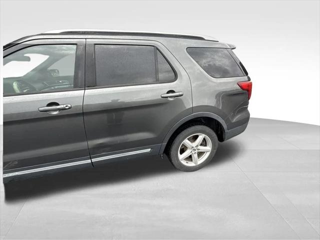 2016 Ford Explorer XLT 2016 Ford Explorer XLT