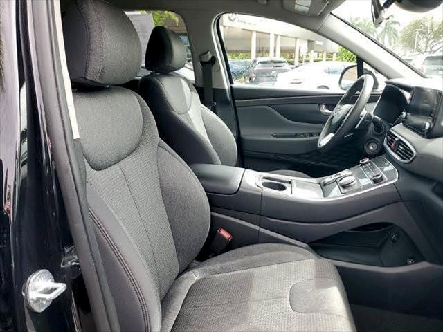 2023 Hyundai Santa Fe SE