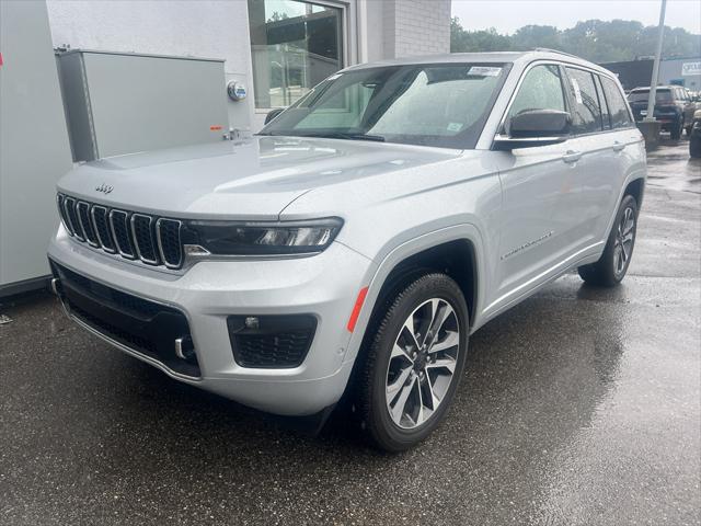 2023 Jeep Grand Cherokee Overland 4x4 2023 Jeep Grand Cherokee Overland 4x4