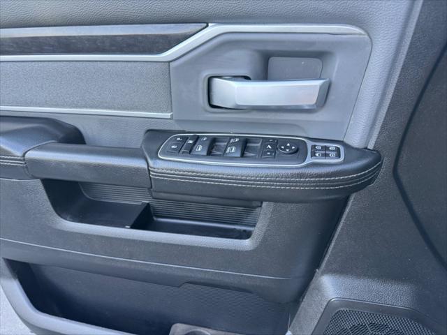 2023 Ram 3500 Big Horn Crew Cab 4x4 8' Box