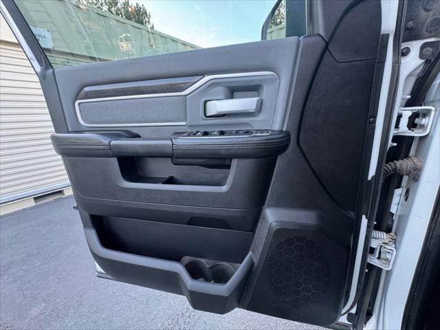 2023 Ram 3500 Big Horn Crew Cab 4x4 8' Box