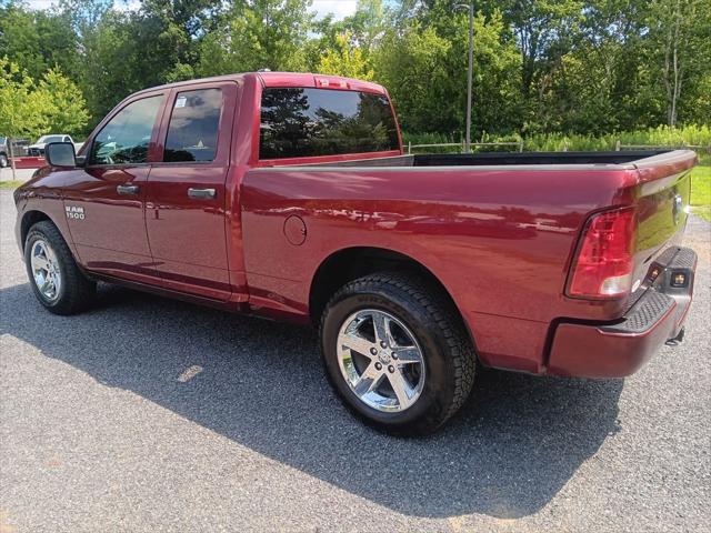 2017 Ram 1500 Express Quad Cab 4x4 6'4" Box