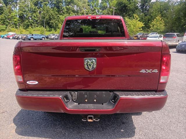 2017 Ram 1500 Express Quad Cab 4x4 6'4" Box