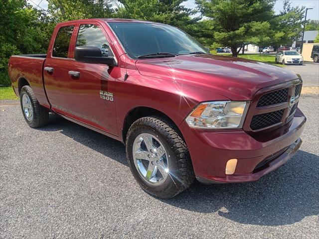 2017 Ram 1500 Express Quad Cab 4x4 6'4" Box