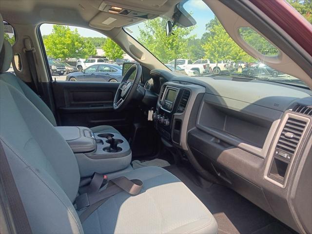 2017 Ram 1500 Express Quad Cab 4x4 6'4" Box