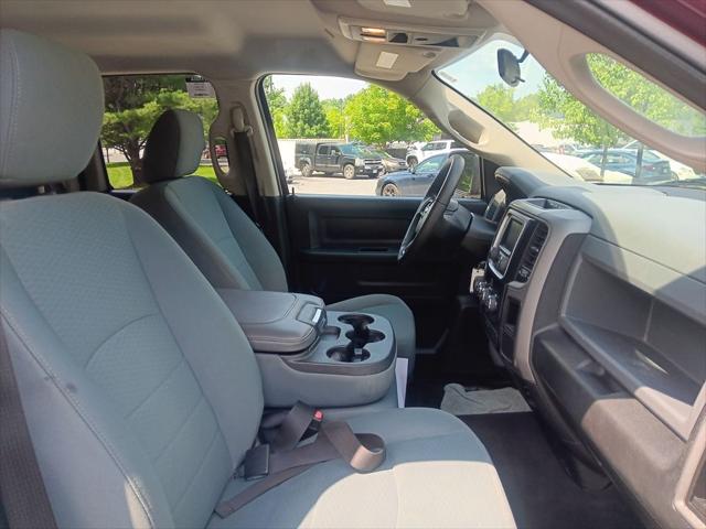 2017 Ram 1500 Express Quad Cab 4x4 6'4" Box