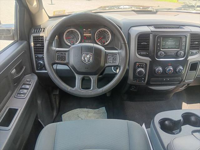 2017 Ram 1500 Express Quad Cab 4x4 6'4" Box