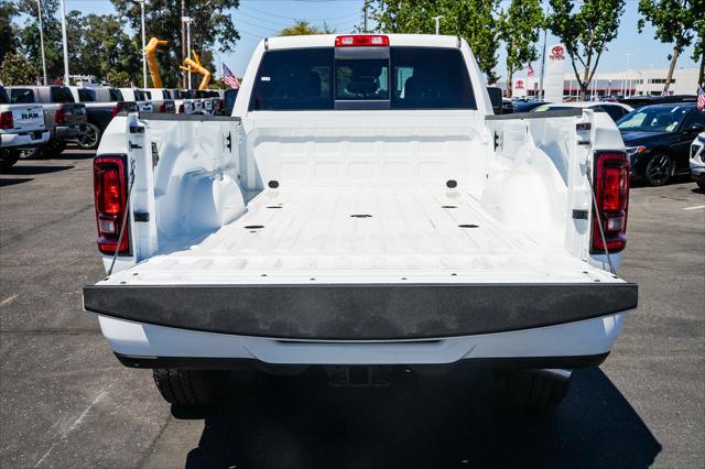 2026 Ram 2500 Black Express Crew Cab 4x4 8 Box