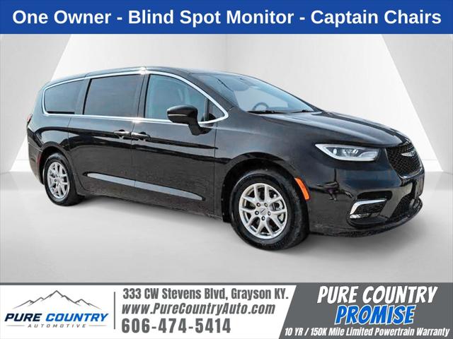 2023 Chrysler Pacifica Touring L for sale in Grayson, KY