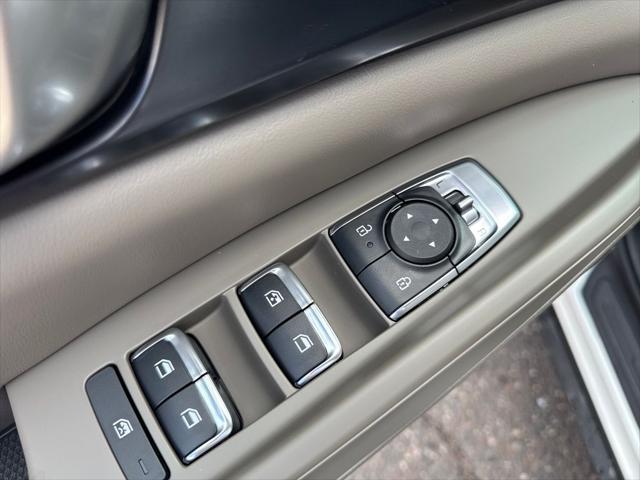 2027 Kia Carnival LXS