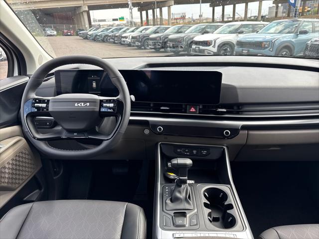 2027 Kia Carnival LXS