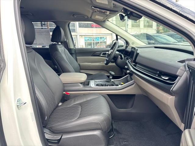 2027 Kia Carnival LXS