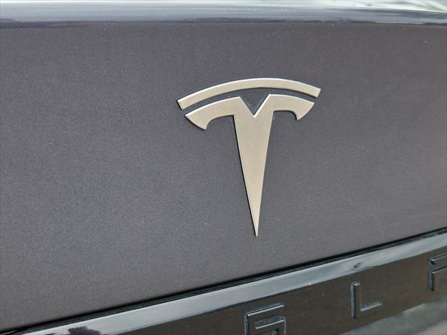 2022 Tesla Model S Dual Motor All-Wheel Drive