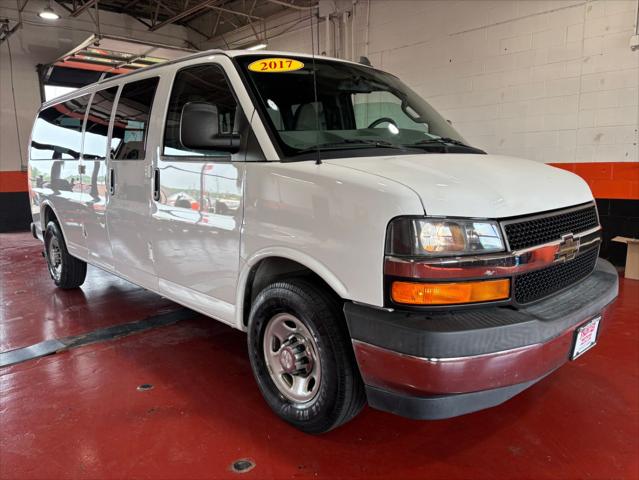 2017 Chevrolet Express LT