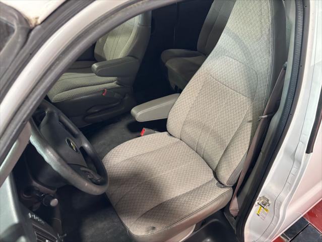 2017 Chevrolet Express LT