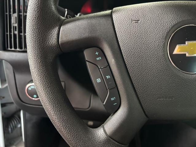 2017 Chevrolet Express LT