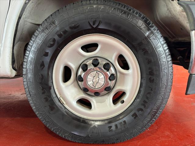 2017 Chevrolet Express LT
