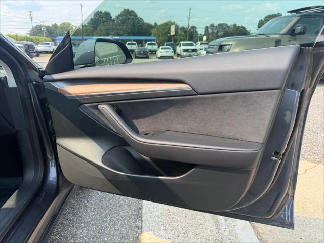 2023 Tesla Model 3 Rear-Wheel Drive