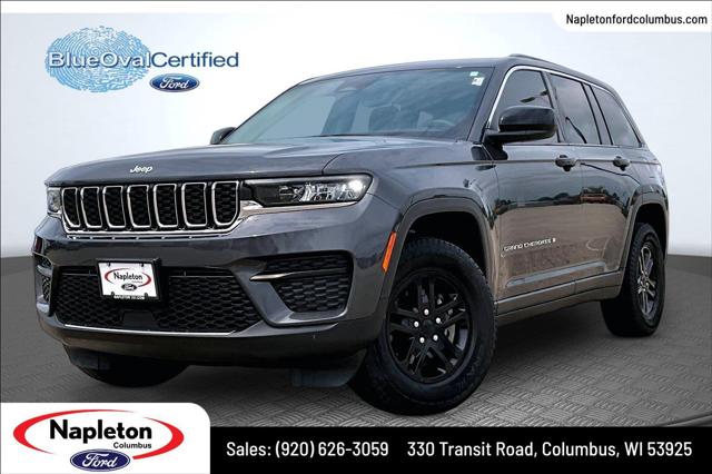 2022 Jeep Grand Cherokee Laredo 4x4 for sale in Columbus, WI