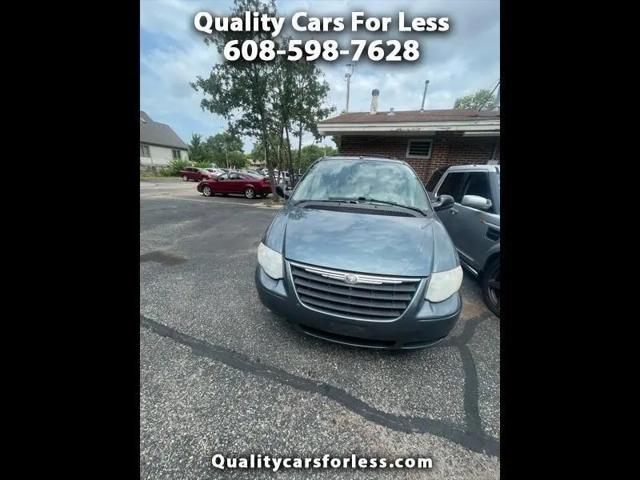 2007 Chrysler Town & Country Touring for sale in Madison, WI