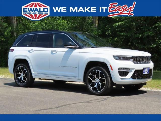 2025 Jeep Grand Cherokee Summit Reserve 4x4 for sale in Oconomowoc, WI