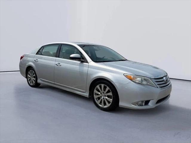 2011 Toyota Avalon Limited for sale in Knoxville, TN