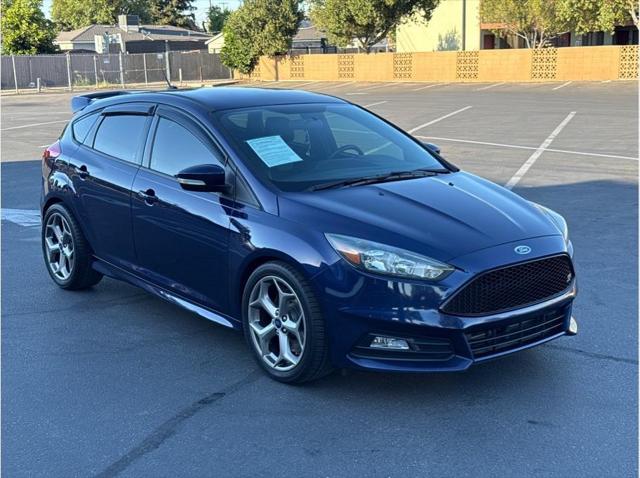 2017 Ford Focus ST Hatchback 4D