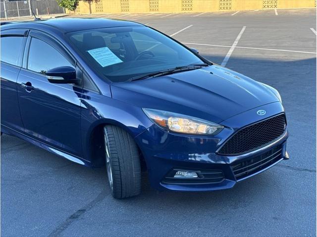 2017 Ford Focus ST Hatchback 4D