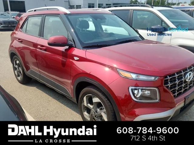 2025 Hyundai Venue Limited for sale in La Crosse, WI